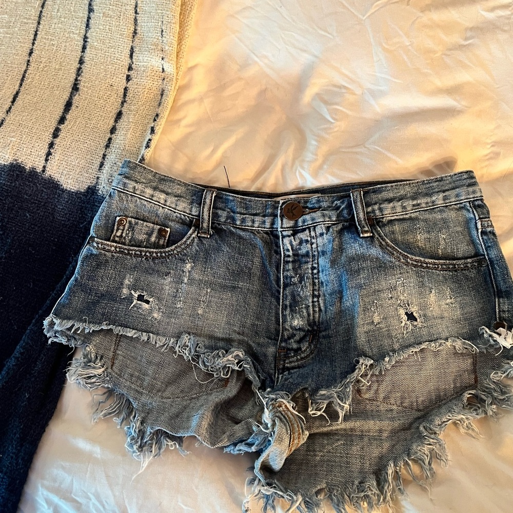One Teaspoon Blue Distressed Jean Shorts Frayed Hem